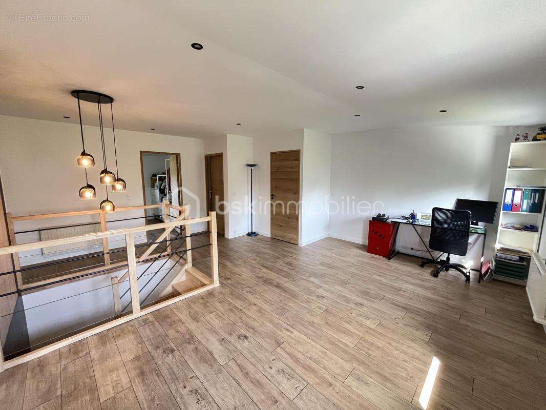 Maison familiale rénovée avec prestations haut de gamme – 5 chambres - photo 9