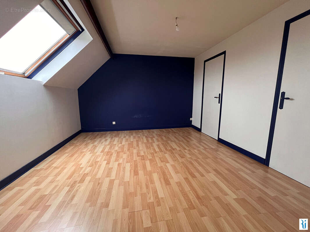 Maison à ISNEAUVILLE