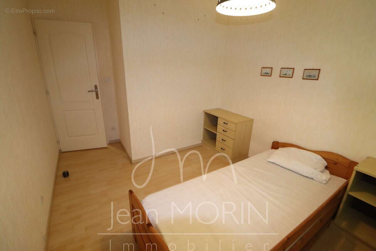 Maison à SAINT-JULIEN-EN-SAINT-ALBAN