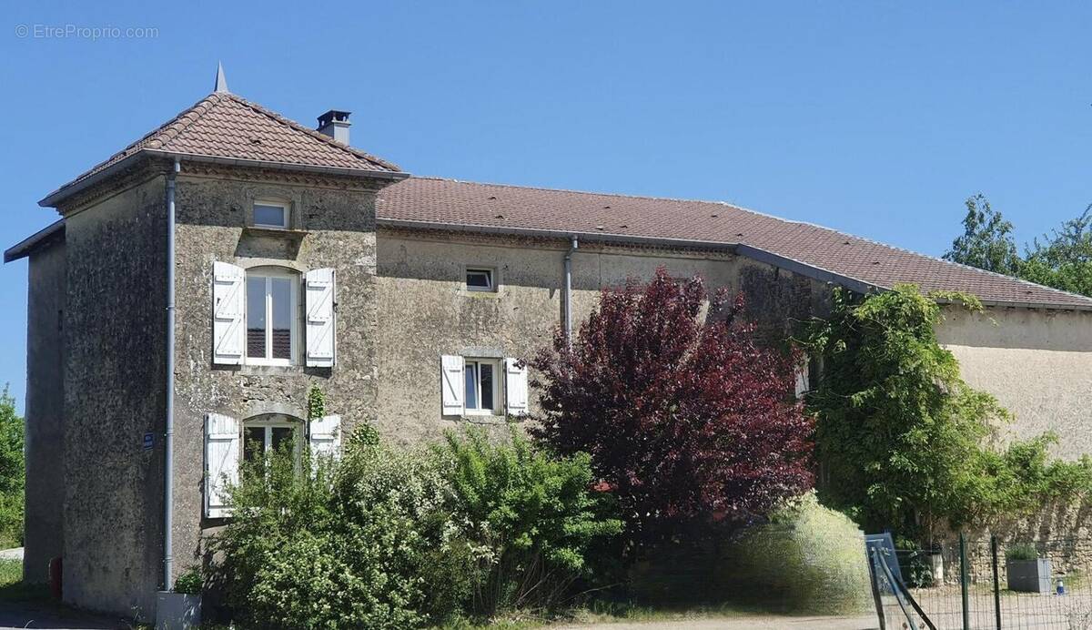 Photo 1 - Maison à ROUVRES-LA-CHETIVE