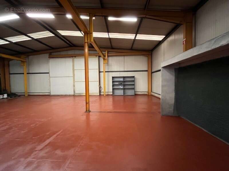 Commerce à ISBERGUES