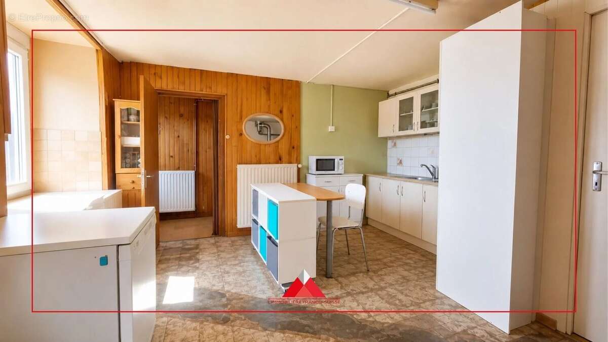 Maison avec dépendances à Bouverans - photo 2