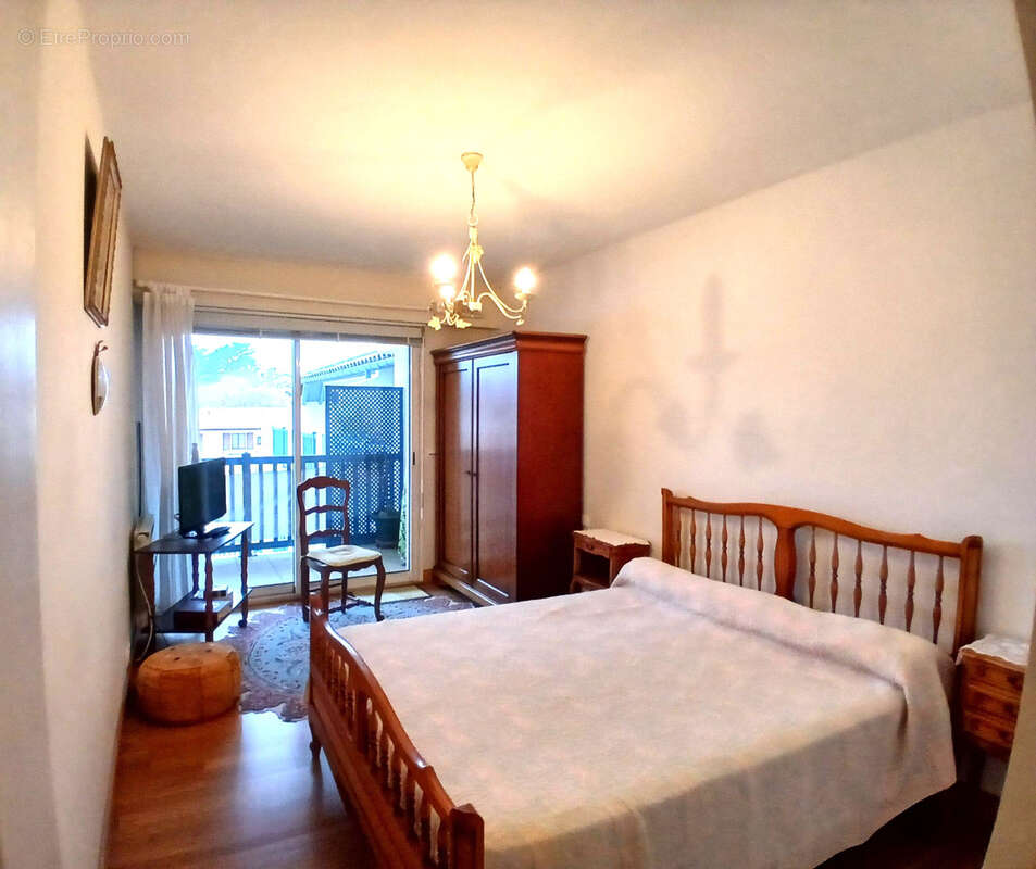 Appartement à URRUGNE