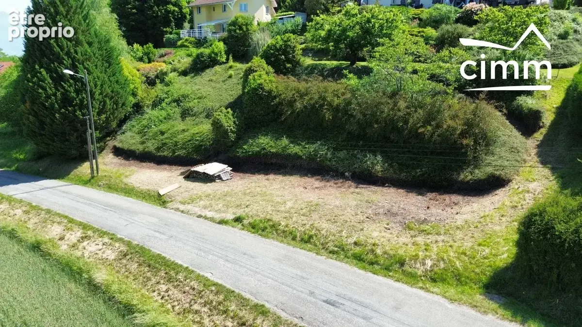 Terrain à LAISSAUD