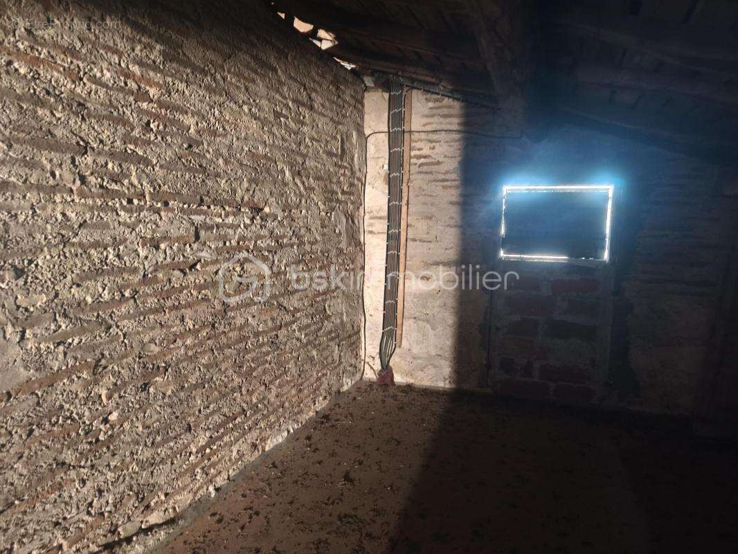 Maison à MOULIN-NEUF