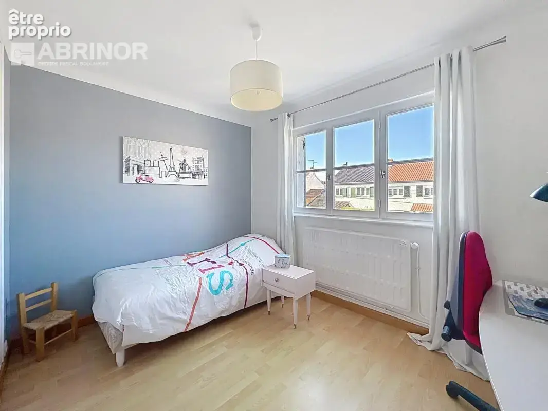 Maison style Twin - 4 chambres - jardin - garage - photo 10