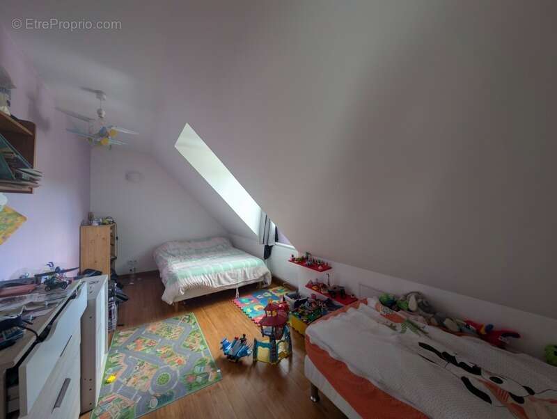 Maison à MALAUNAY