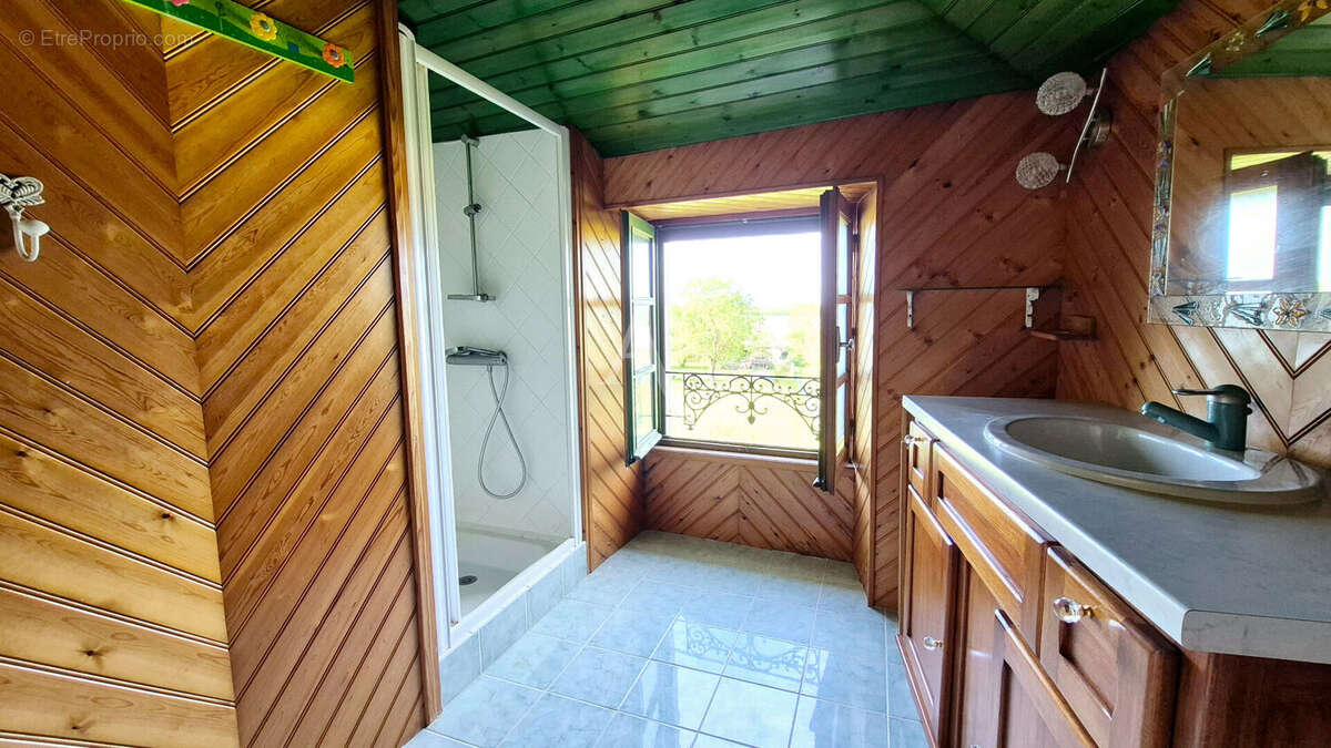 Maison à JARNAC-CHAMPAGNE