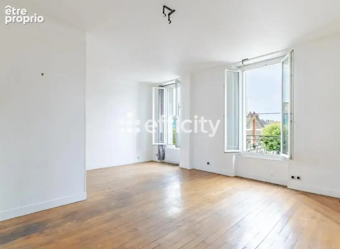 Appartement 1 pièce 33 m² à vendre à Corbeil-Essonnes (91100) - photo 2