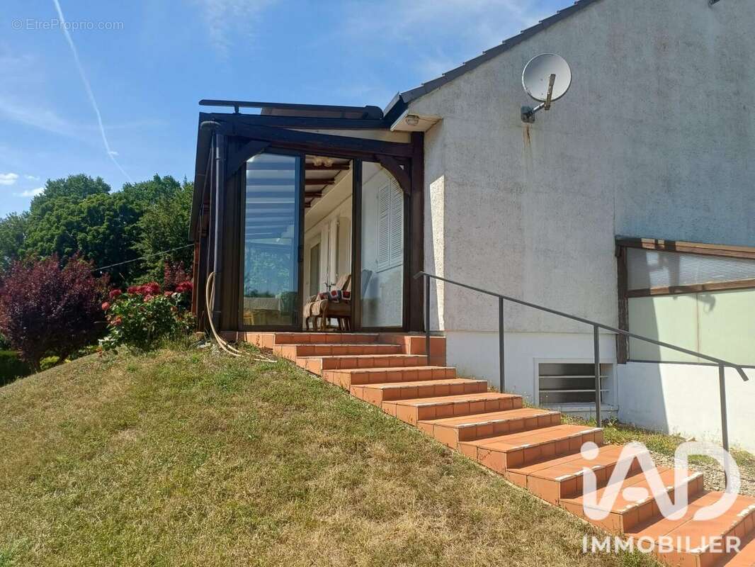 Maison 70 m² à Clerey  - photo 6