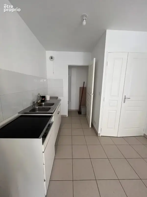 2 pieces avec terrasse et stationnement - photo 5