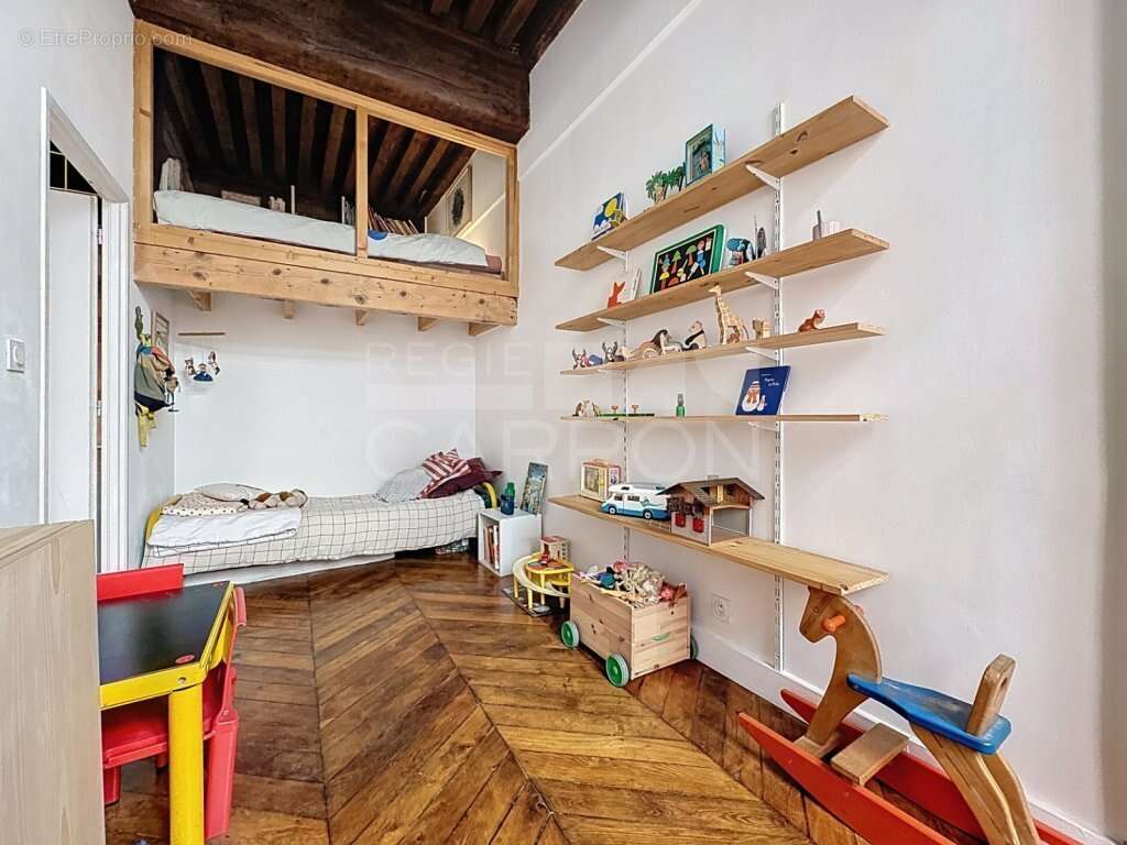 Appartement à LYON-1E
