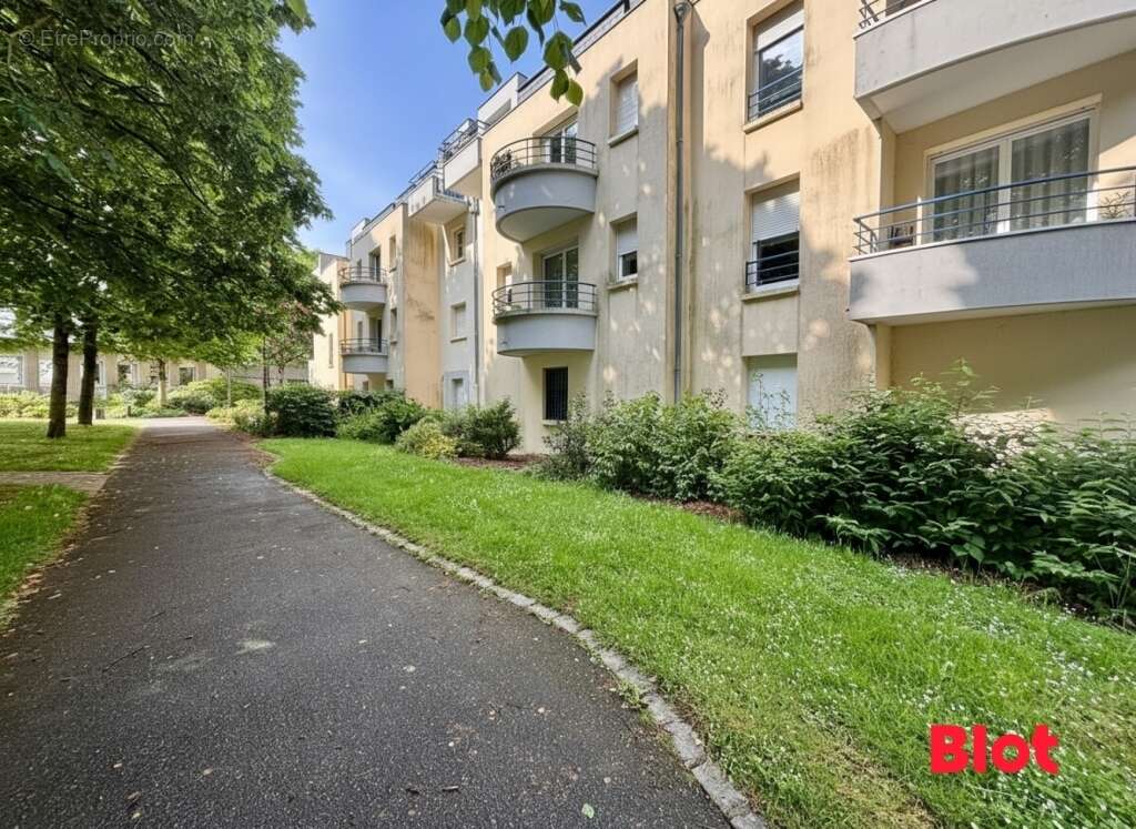 Appartement à CHARTRES-DE-BRETAGNE