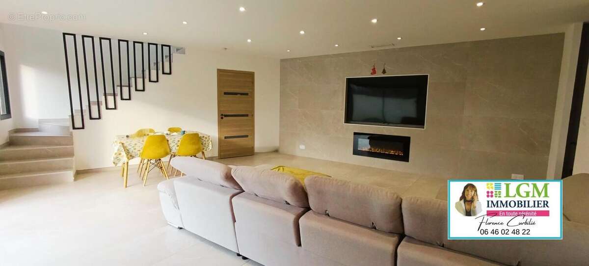 Maison à LA CALMETTE