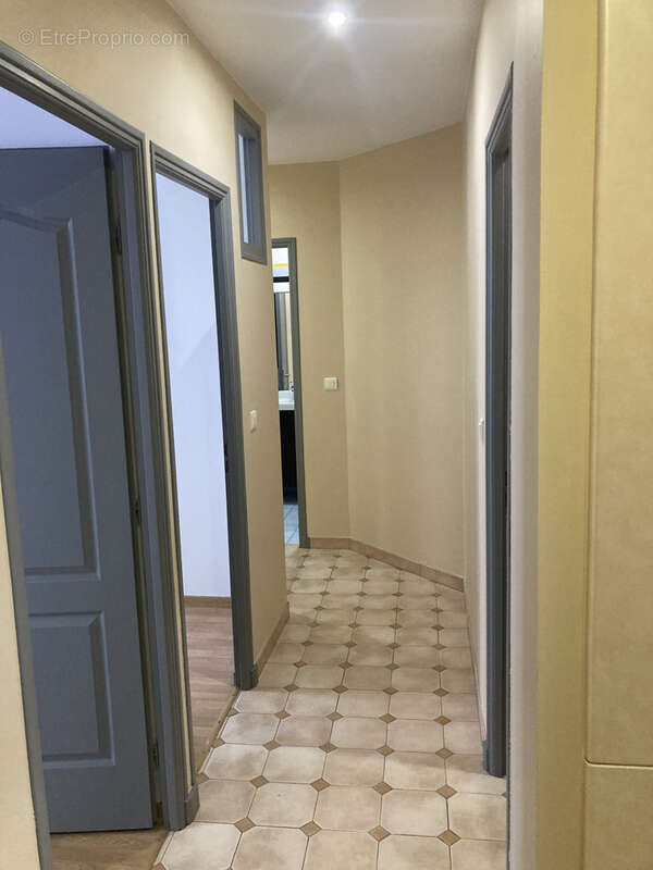 CENTRE-VILLE ANNONAY, bel appartement de 80m2. - photo 9