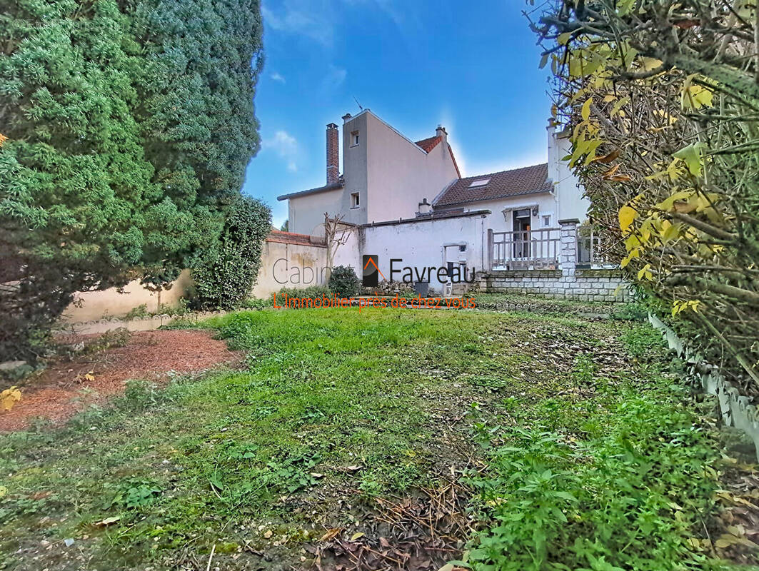 Maison à VITRY-SUR-SEINE