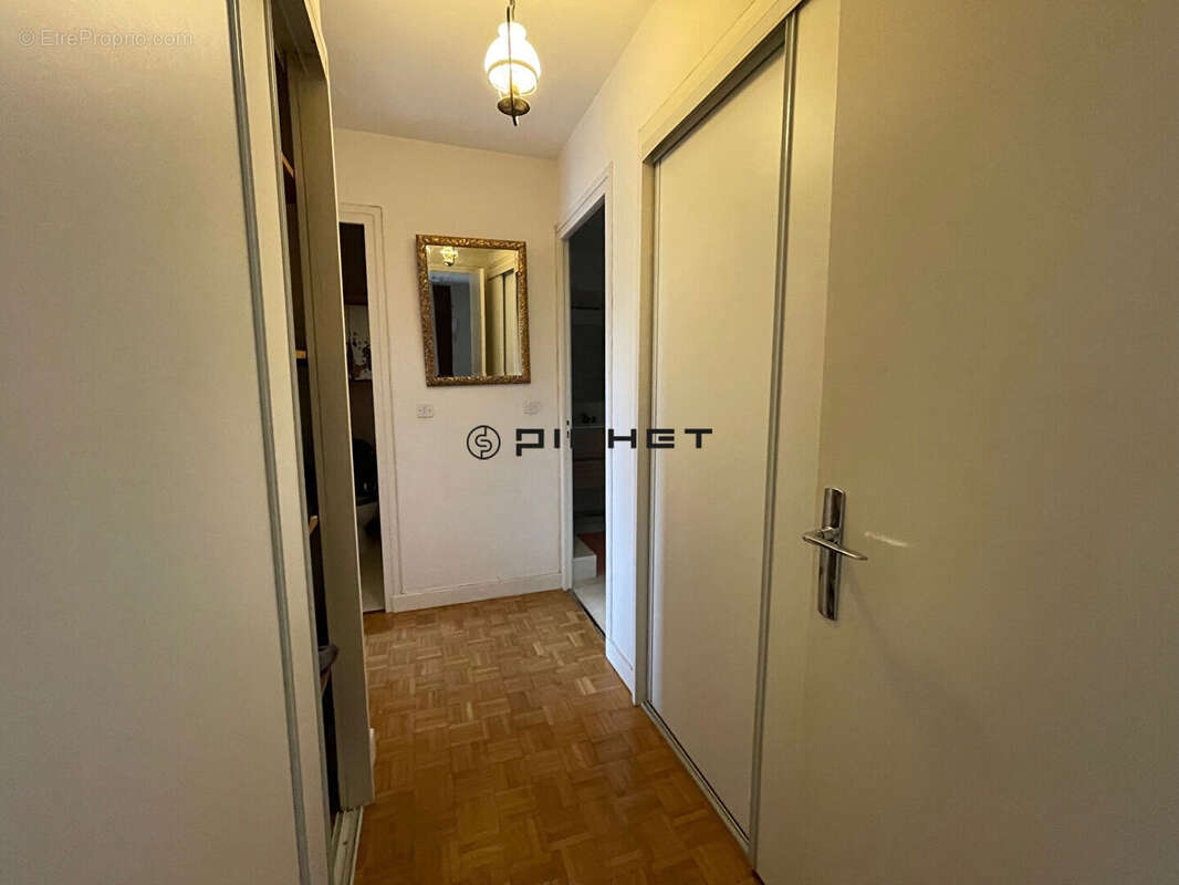 Appartement Pau 4 pièce(s) 94.80 m2 - photo 6