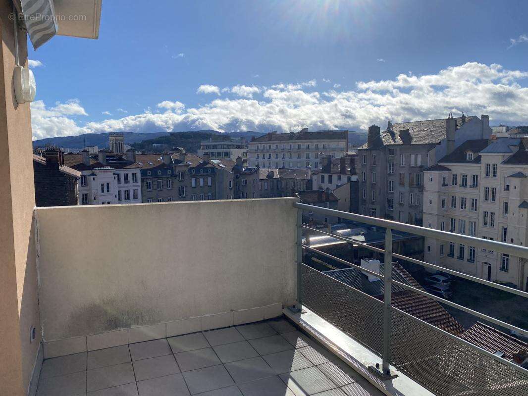 Appartement à SAINT-ETIENNE
