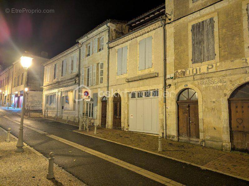 Maison à FLEURANCE