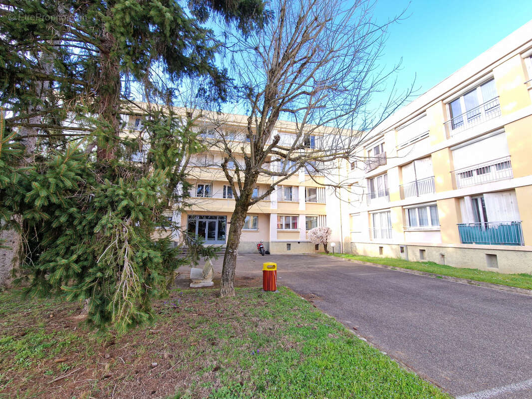 Appartement à BRIGNAIS