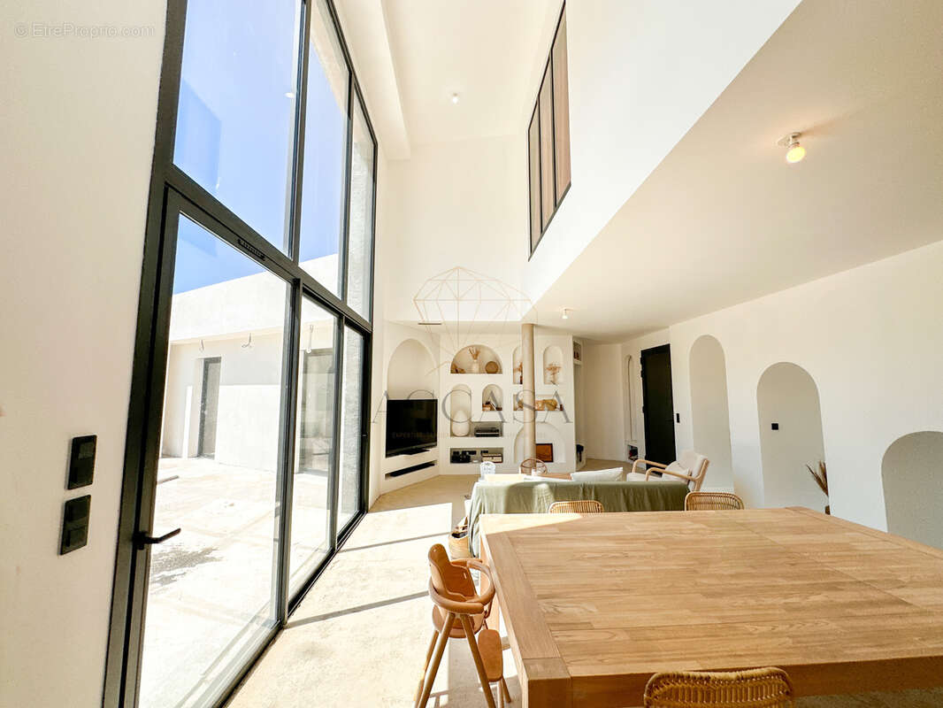 Maison à FIGARI