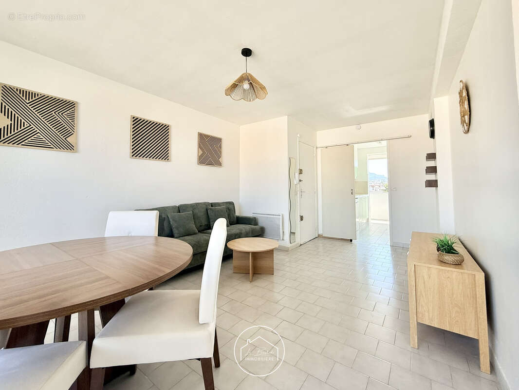 Appartement à MARSEILLE-8E