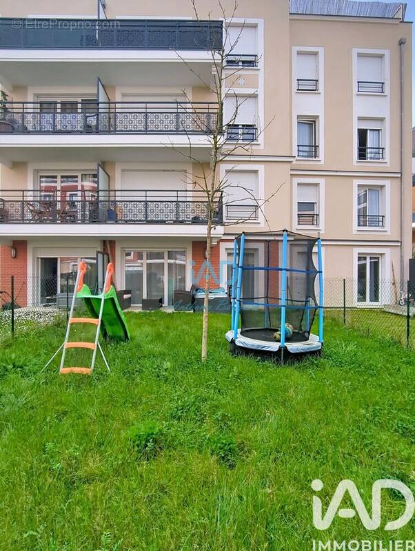 Photo 1 - Appartement à OZOIR-LA-FERRIERE