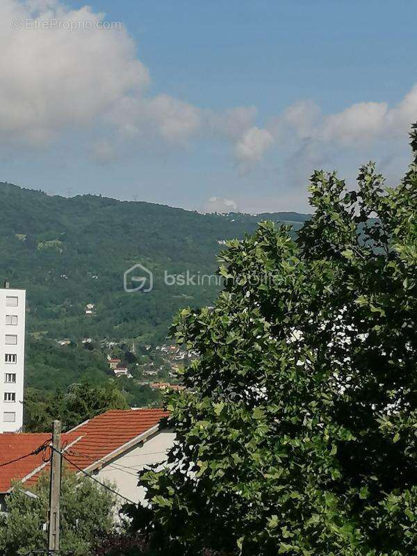 Appartement à ECHIROLLES