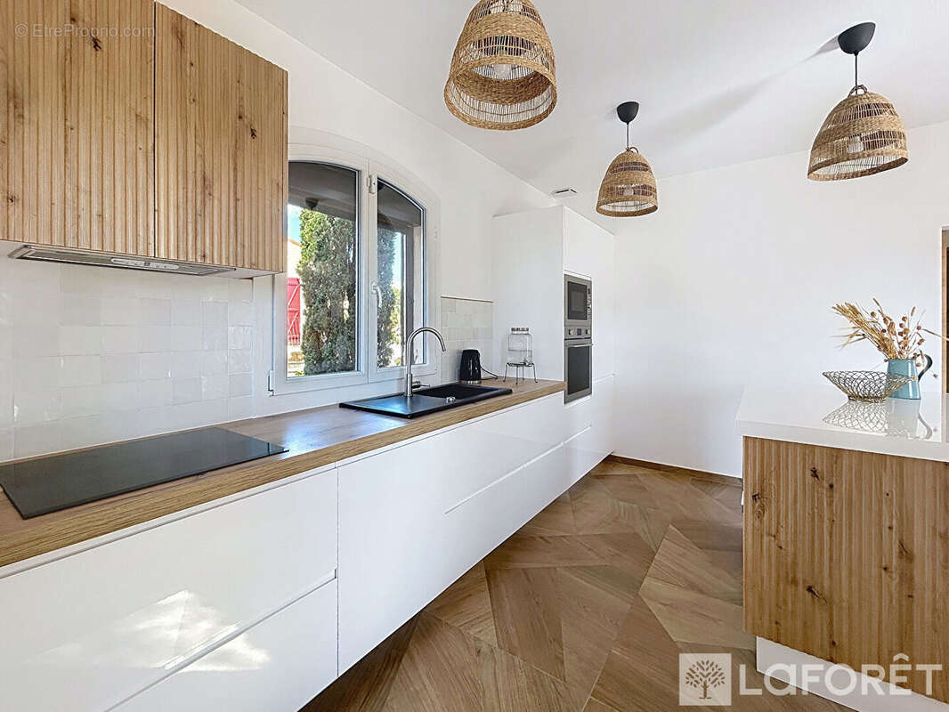 Maison à SAUSSET-LES-PINS