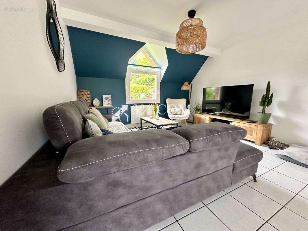 Maison à SAINT-ETIENNE-AU-MONT