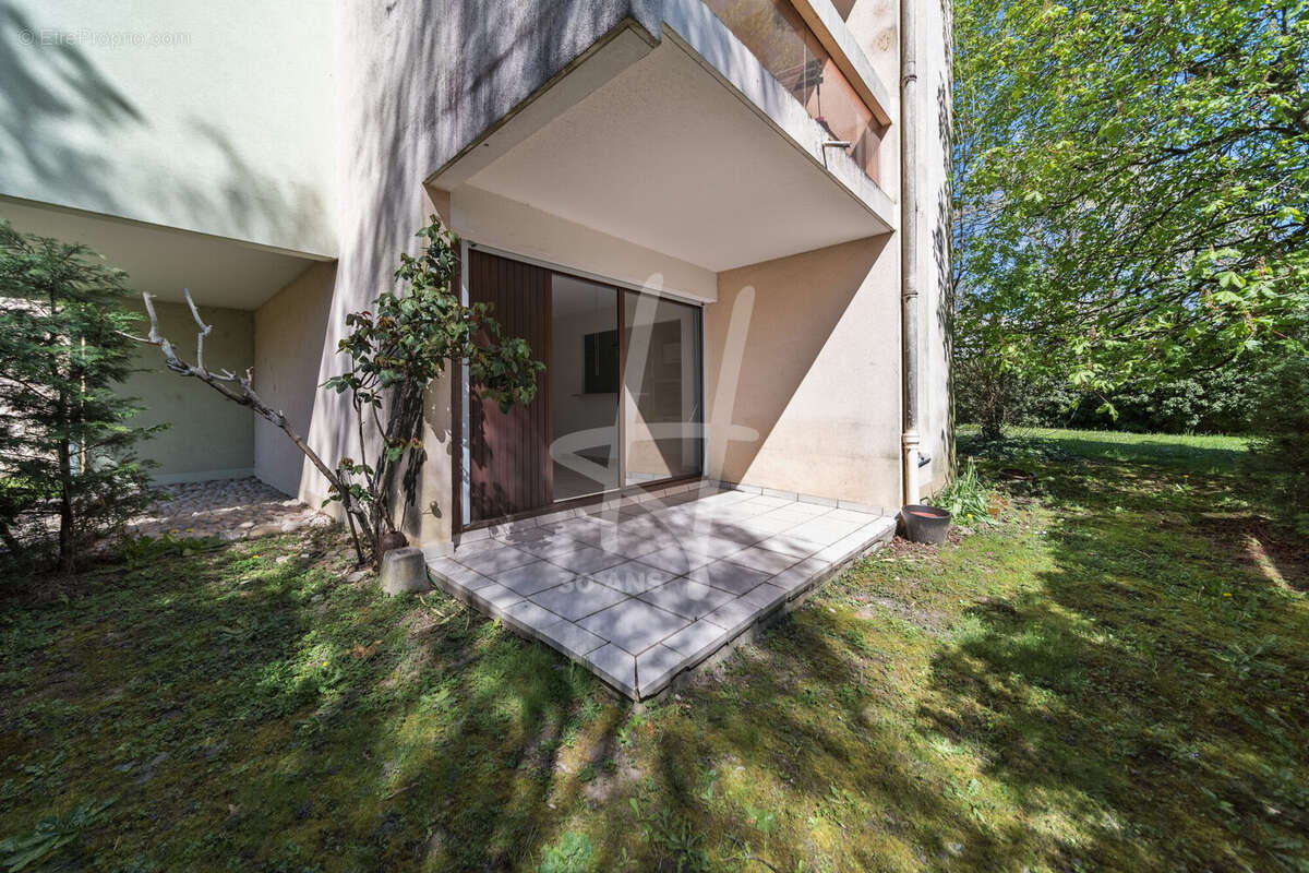 Appartement à LE BAN-SAINT-MARTIN