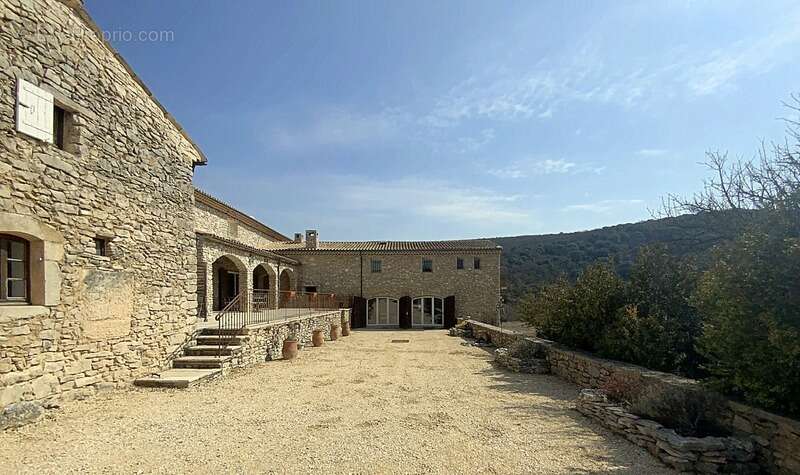 Maison à BANON