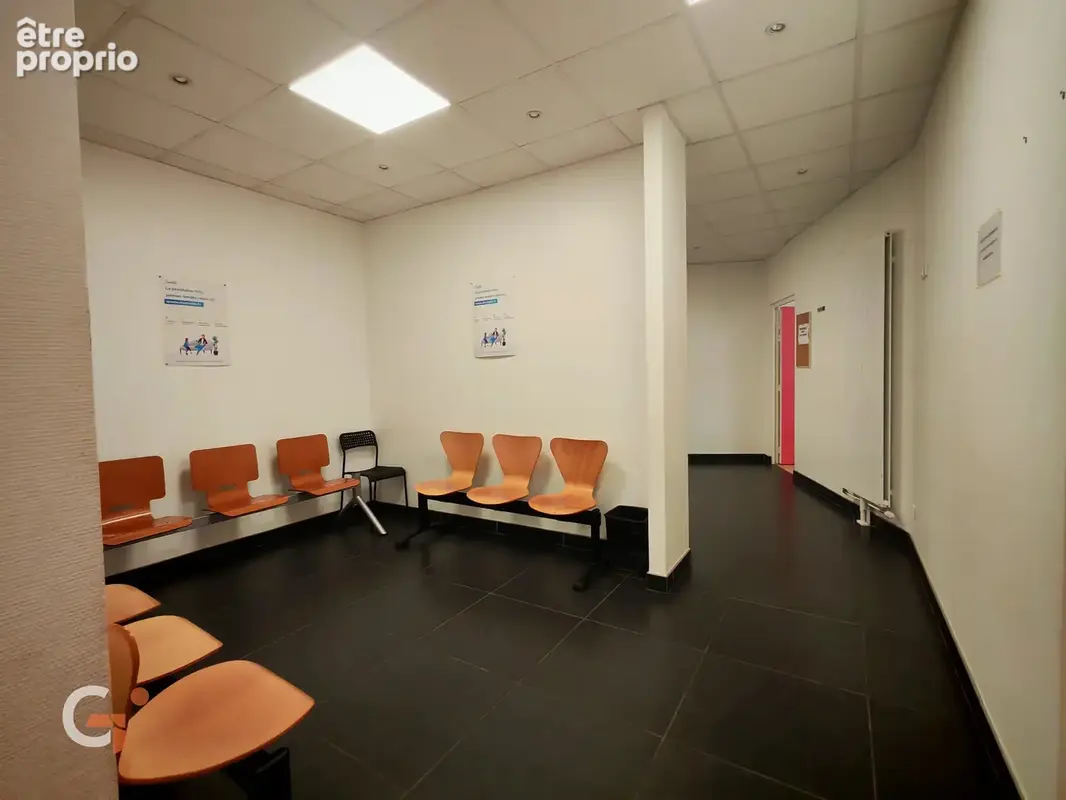 Bureaux modernes 250 m² à Saint-Étienne-du-Rouvray - photo 10
