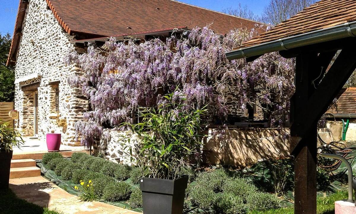 Maison à SARRAZAC