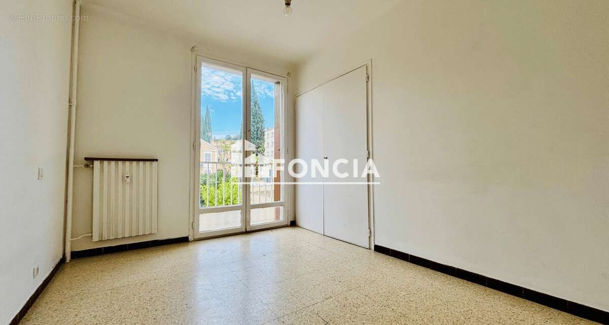 Appartement à HYERES