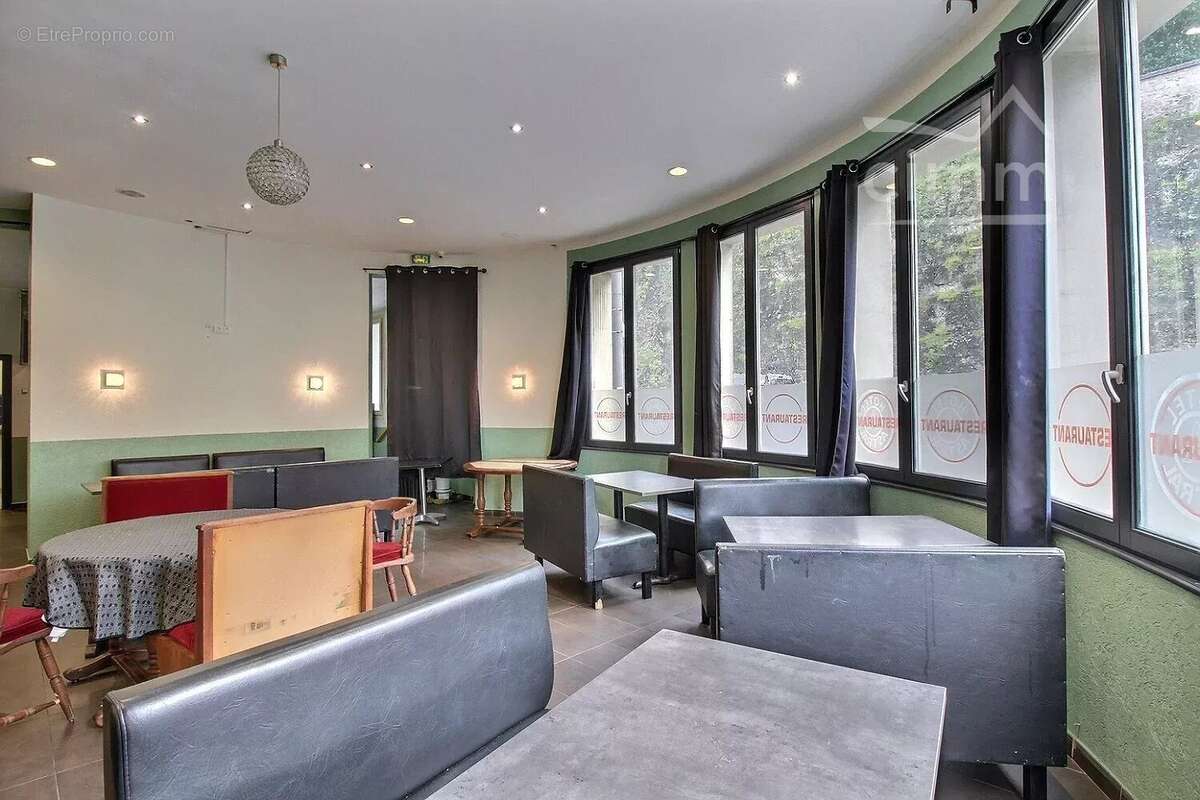 Commerce à POITIERS