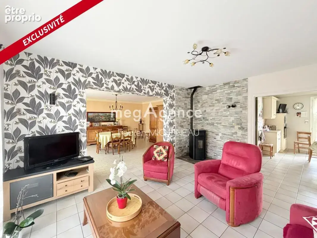 Maison La Séguinière - 135 m2 - 4 chambres - photo 5