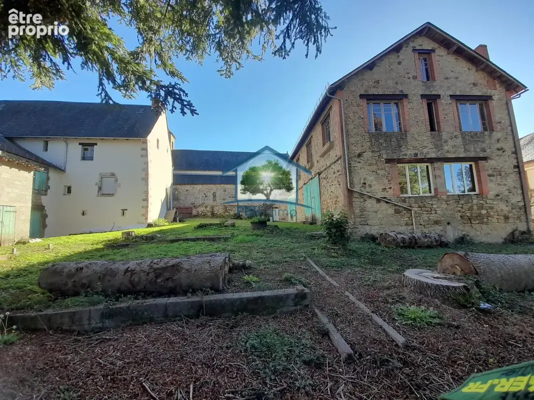 Bourg-lastic – ensemble immobilier à réhabiliter – fort potentiel ! - photo 6
