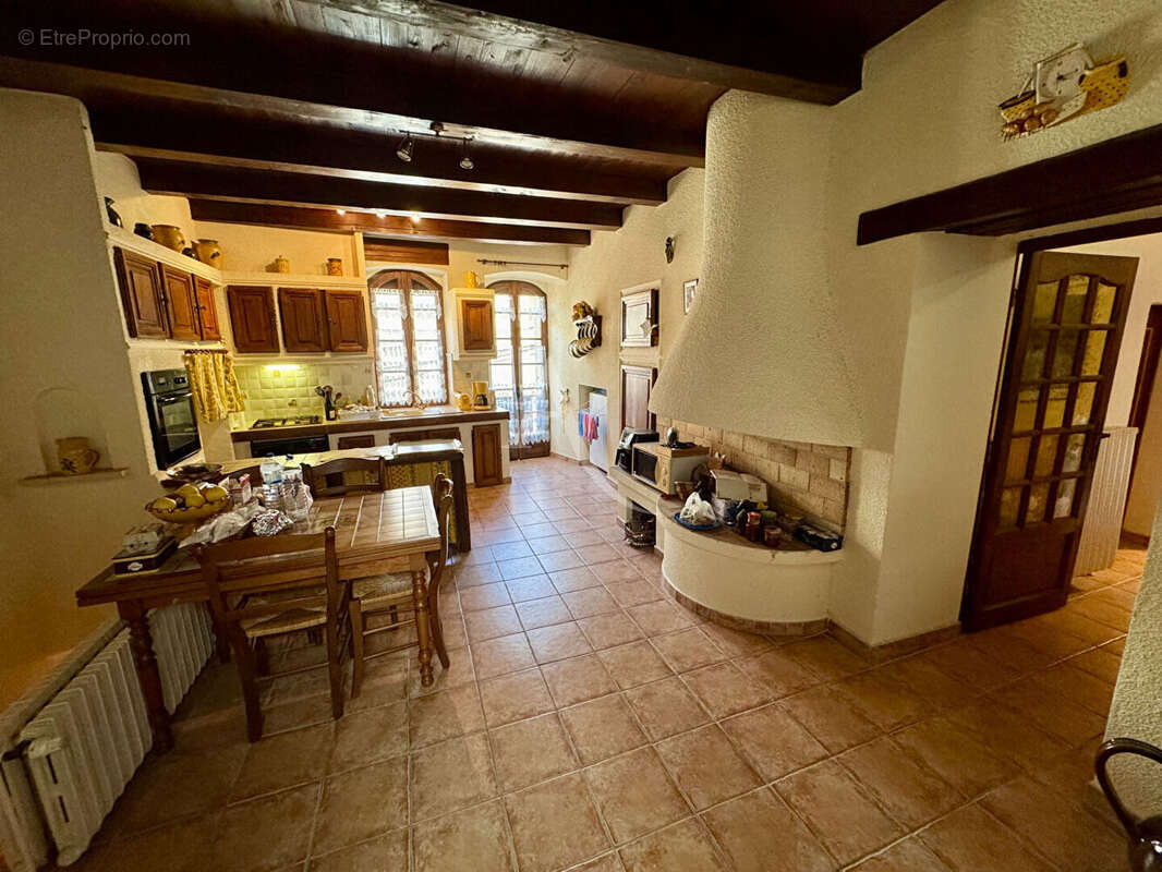 Maison à CLARENSAC