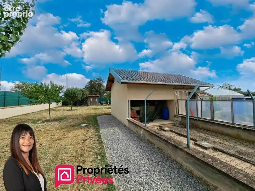 Terrain constructible Renaison 950 m2 - photo 3