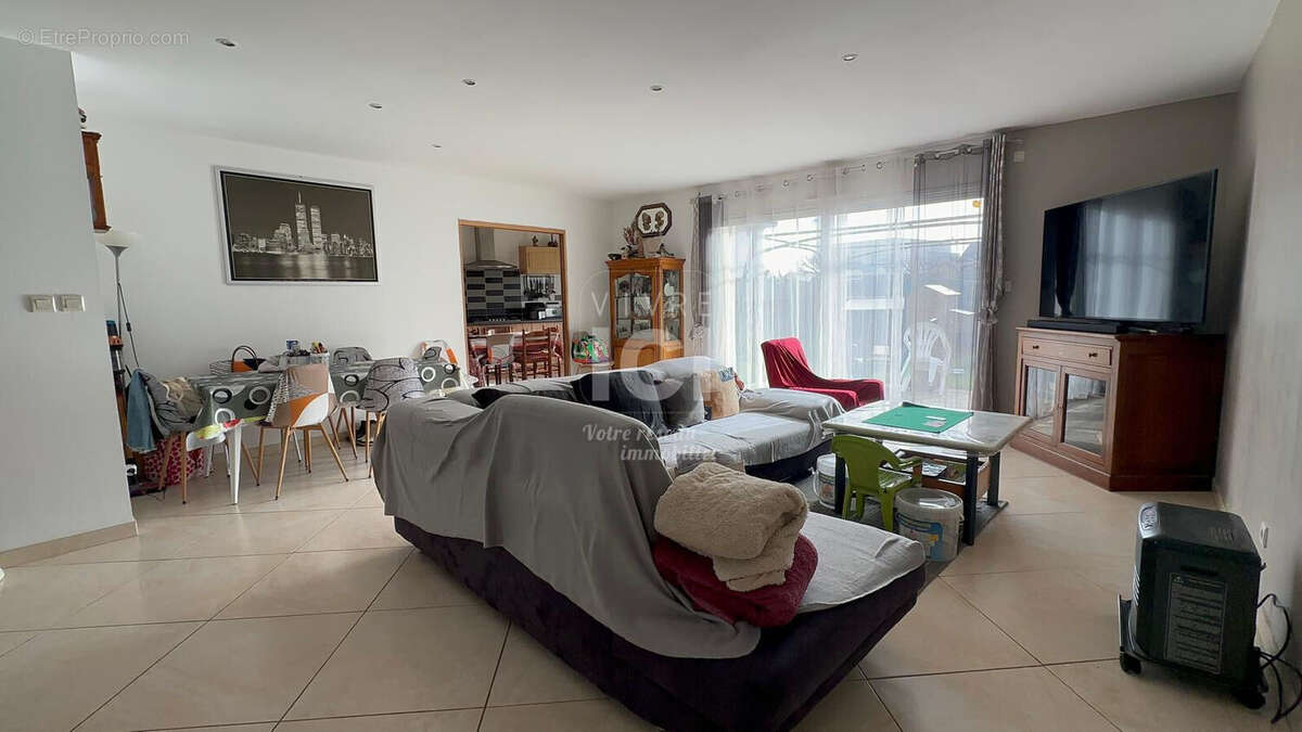 Maison à SAINT-MATHURIN-SUR-LOIRE