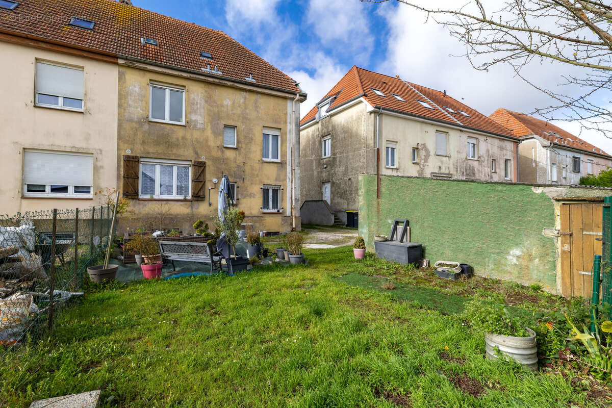 Appartement à SAINT-PRIVAT-LA-MONTAGNE