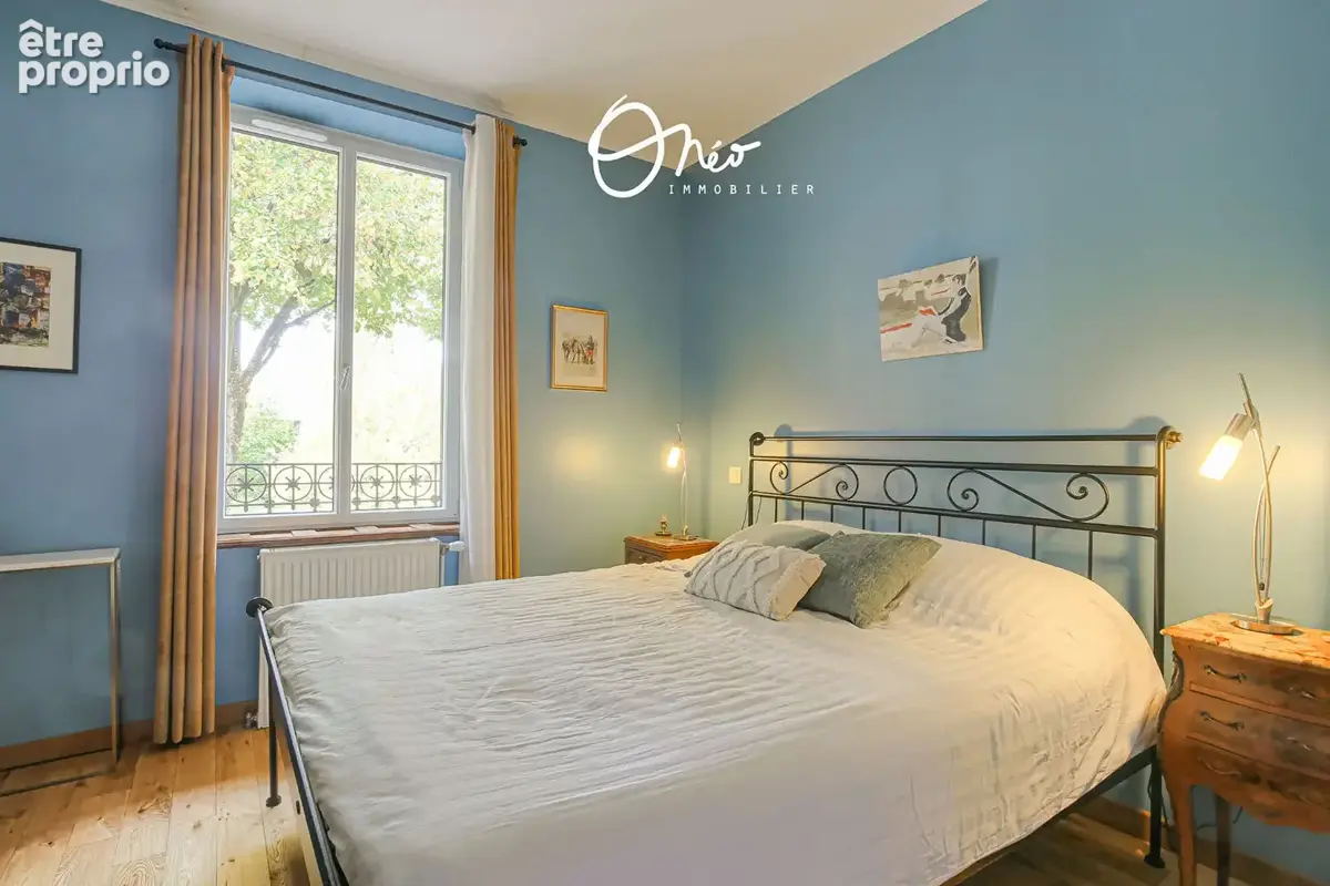 Mions - Coeur village / Château - Maison de charme 4 pièces avec piscine et garage - photo 15