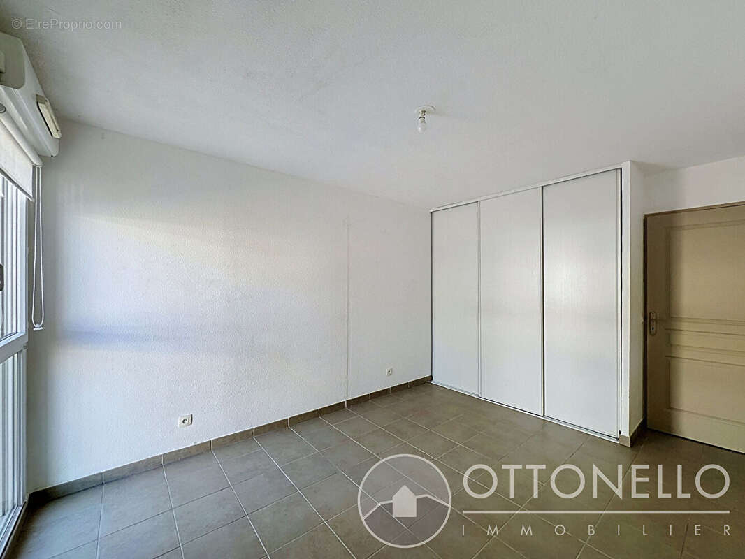 Appartement Roquebrune Sur Argens 3 pièces 72.75 m2 avec 2 terrasses et parkings - photo 6