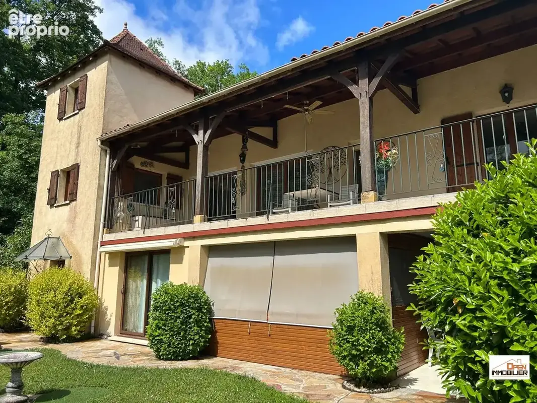 Maison à SARLAT-LA-CANEDA