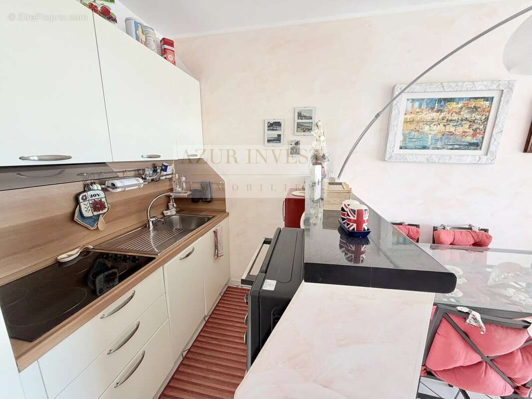 Appartement à ROQUEBRUNE-CAP-MARTIN
