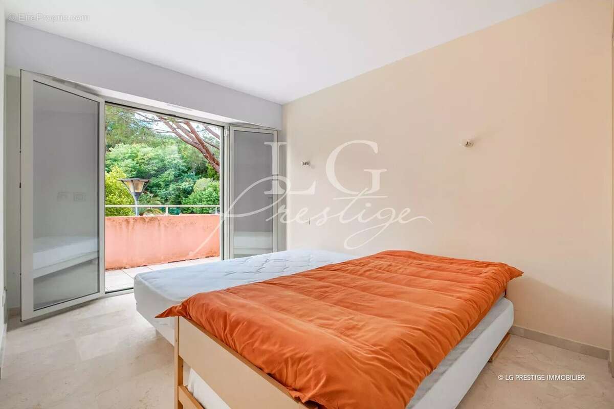 Appartement à THEOULE-SUR-MER