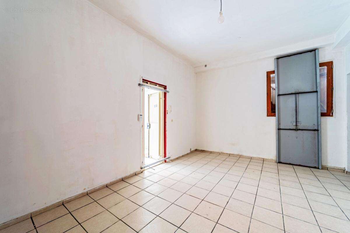 Appartement à VILLENEUVE-SAINT-GEORGES