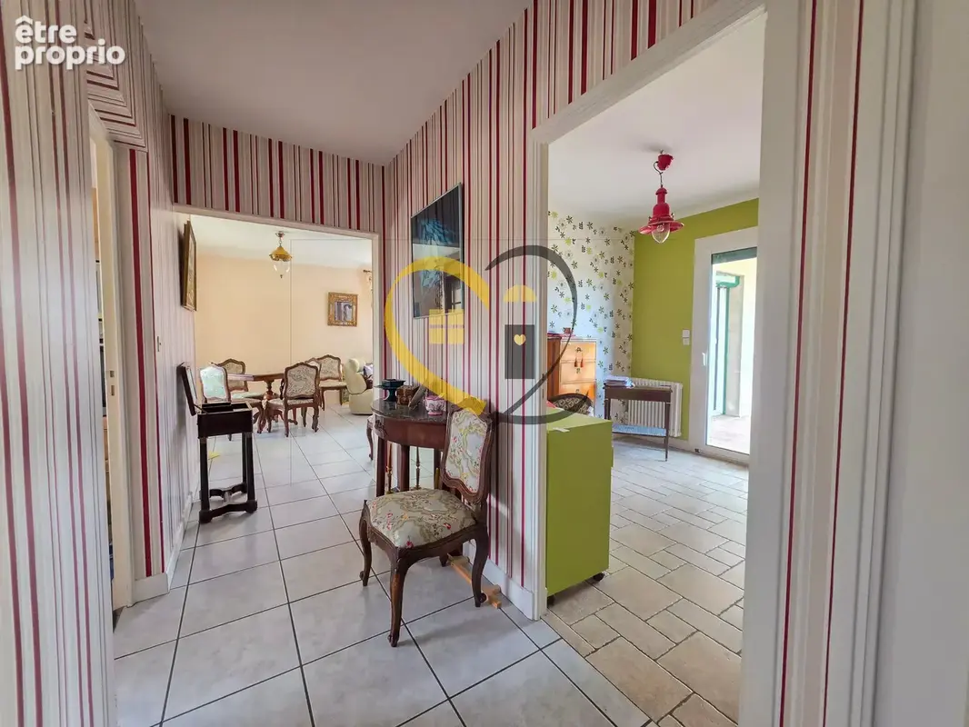 Maison plain-pieds de 148 m² à Trevol - photo 6
