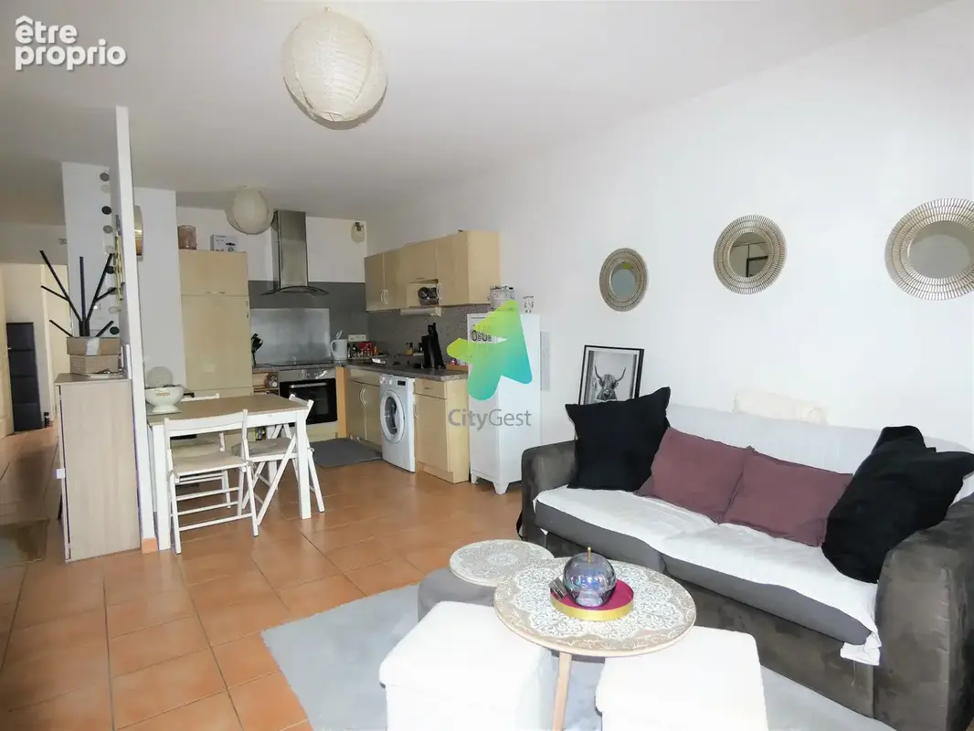 Appartement T2 42M2 avec Terrasse 8m2- Cave et Parking - photo 2